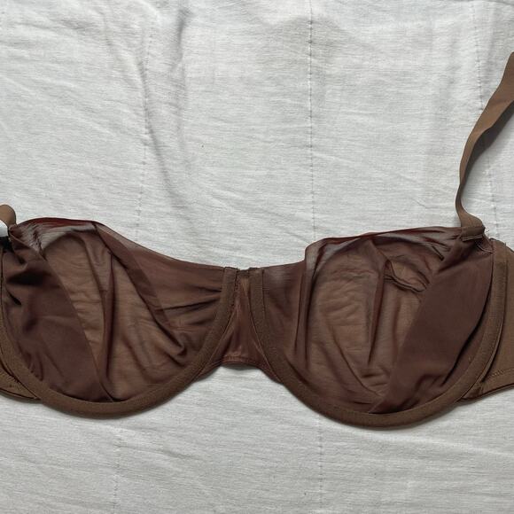NWT Skims No Show Molded Unlined Balconette Bra Sz 42D Jasper - Picture 4 of 7